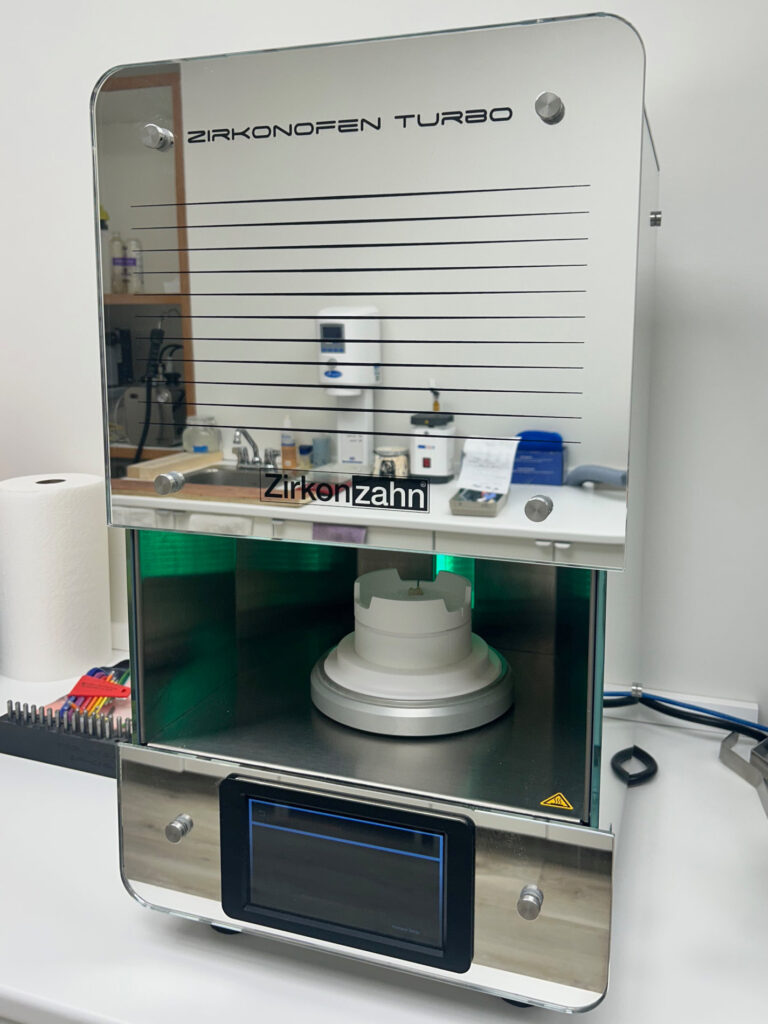 Zirken Zahn Zirkonofen Turbo equipment at Sidney Dental Lab in Victoria